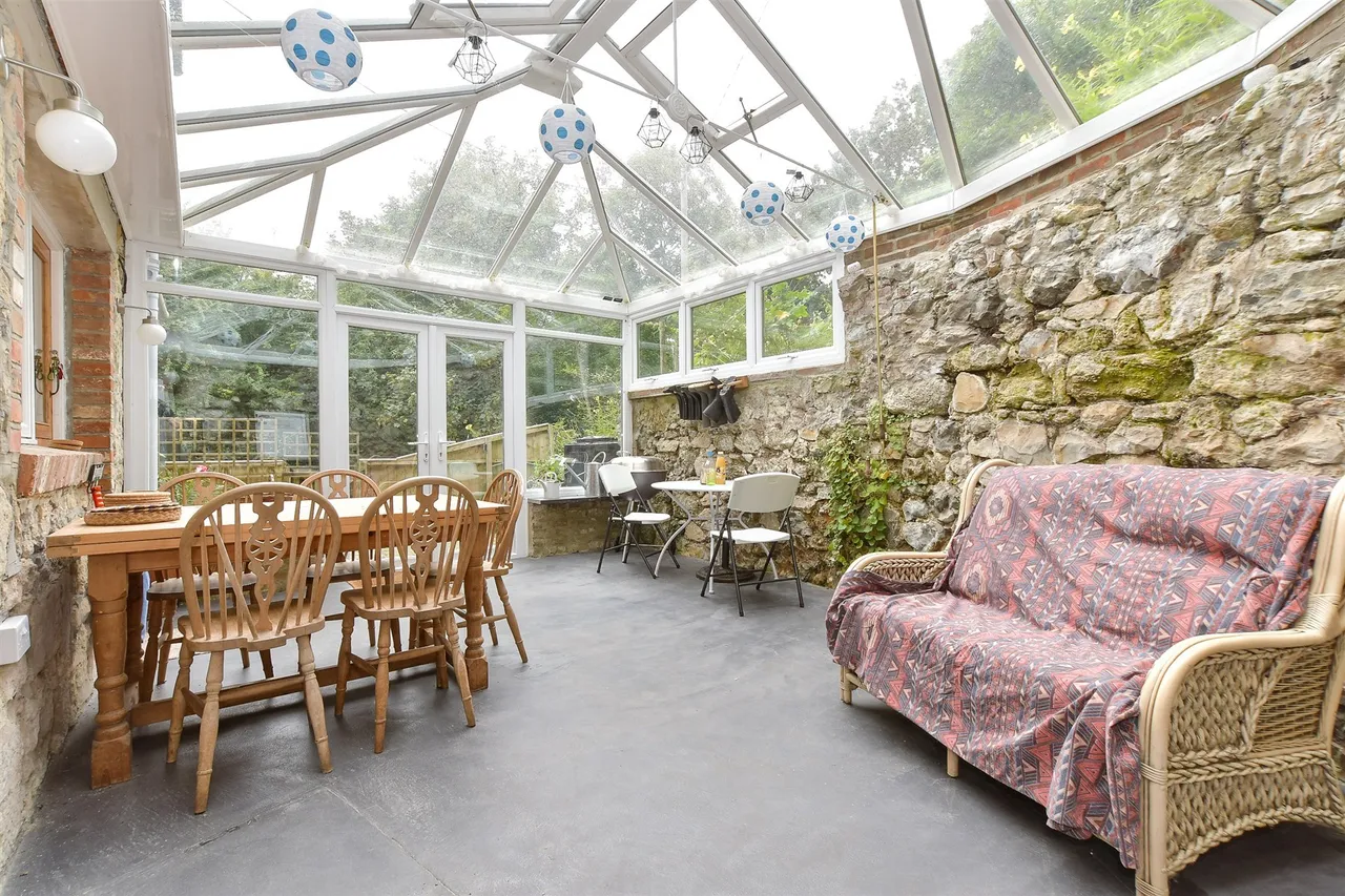 Apse Manor Road, Shanklin, PO37, photo 2