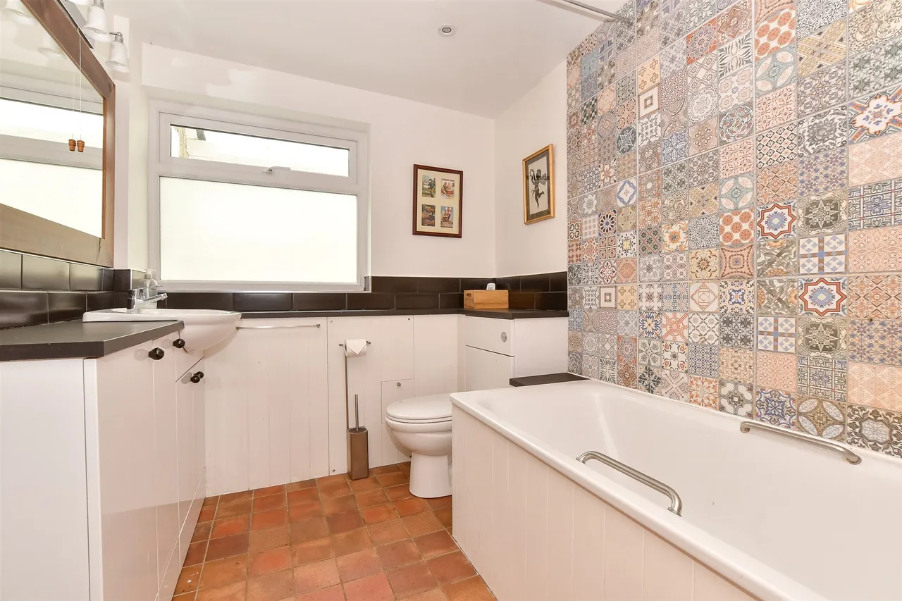 Apse Manor Road, Shanklin, PO37, photo 10