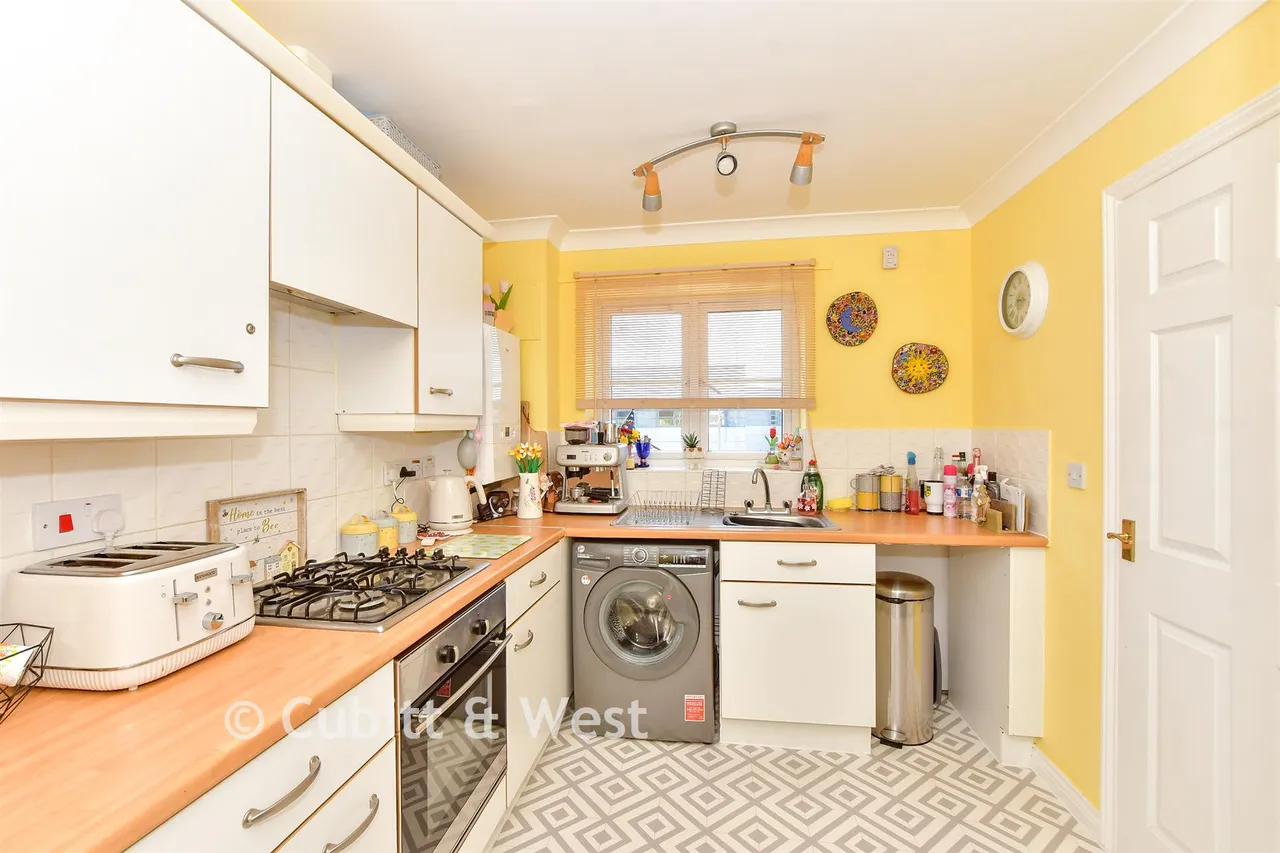 Kirpal Road, Portsmouth, PO3, photo 6