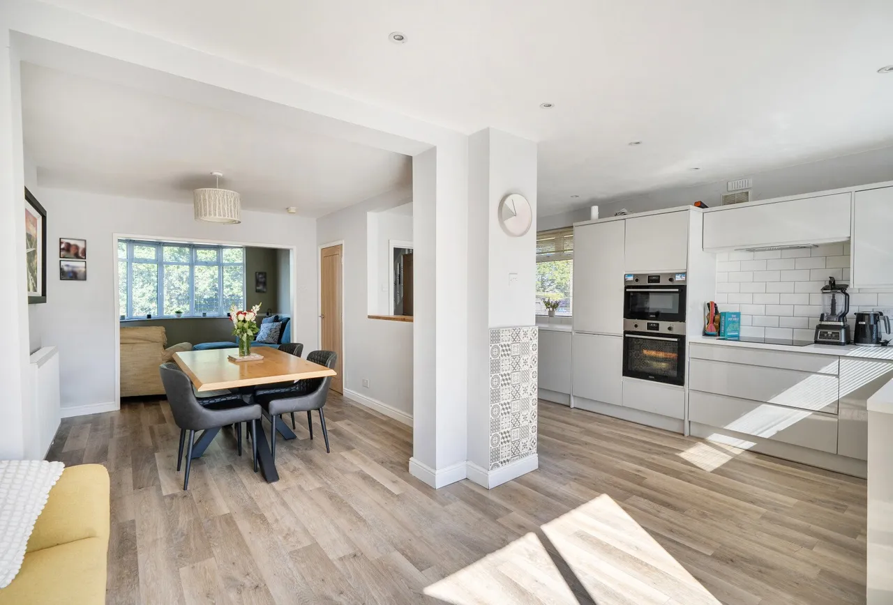 4 bed house for sale — Court Road, Gloucestershire, Frampton Cotterell, BS36 2DN