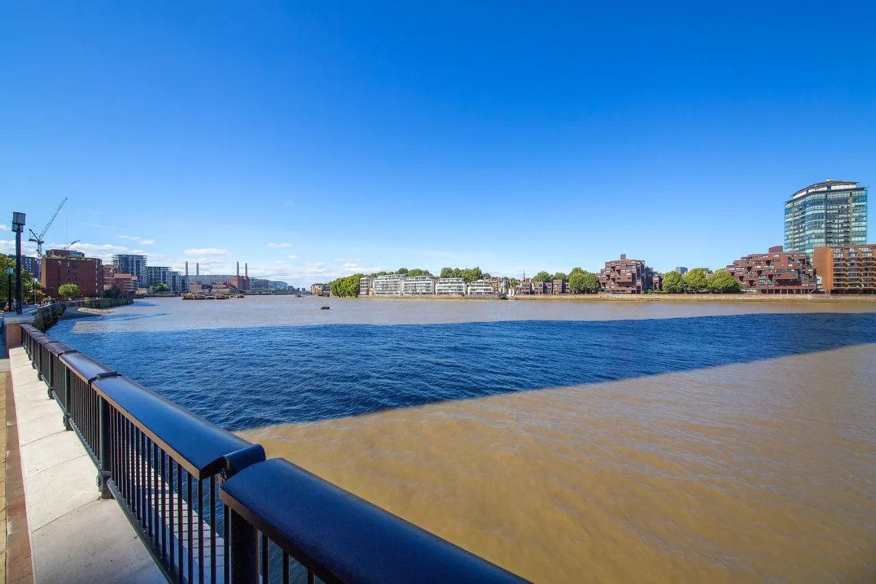 St. George Wharf, London, SW8, photo 11