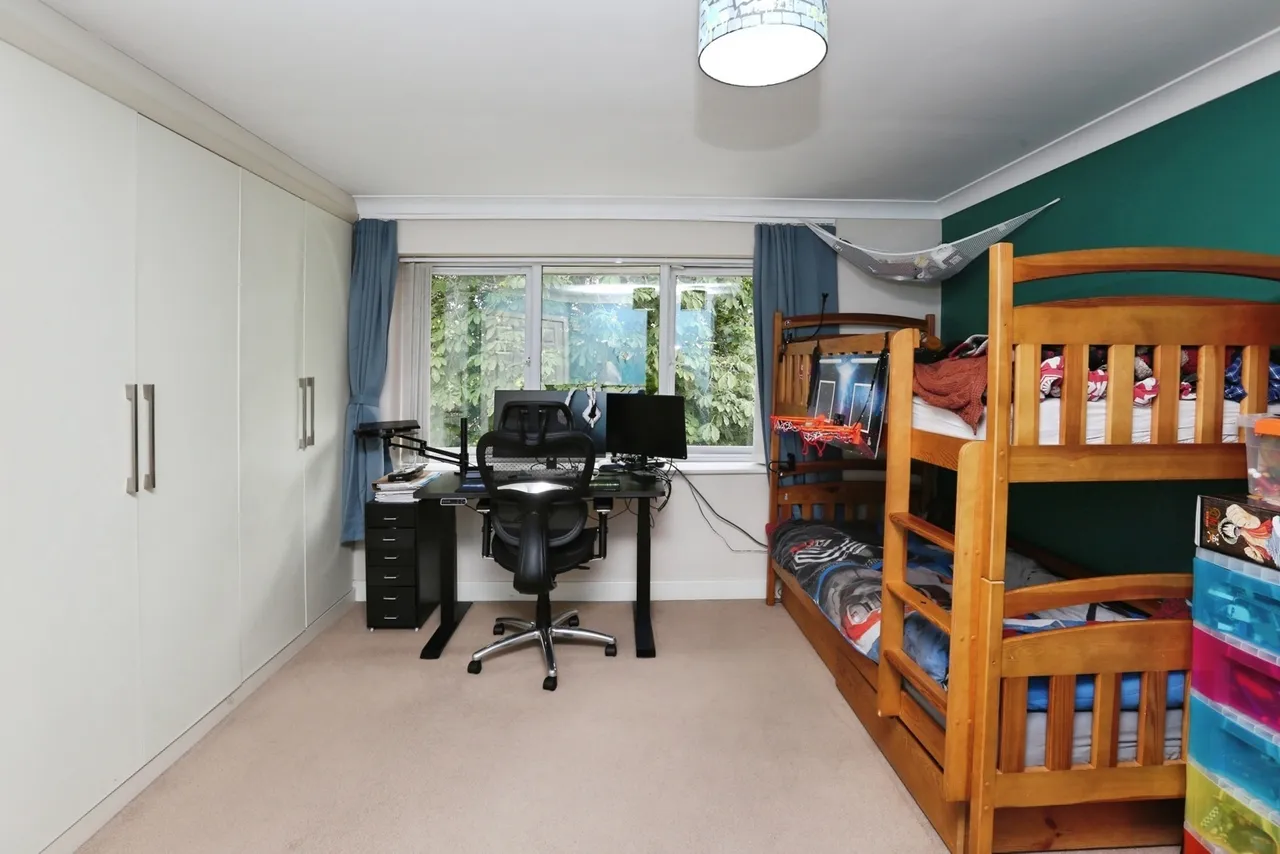 Regents Park Road, Southampton, SO15, photo 19