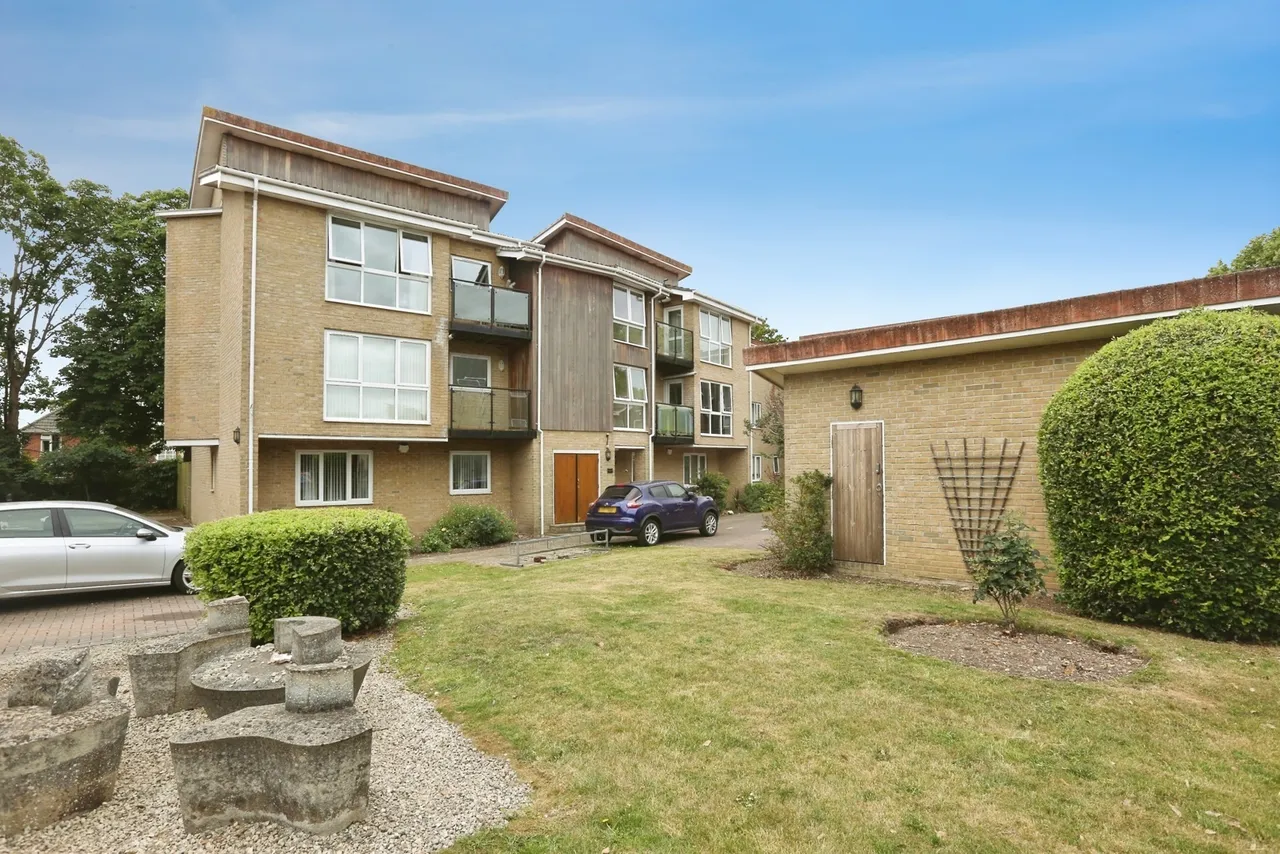 2 bed flat for sale, Regents Park Road, Southampton, SO15