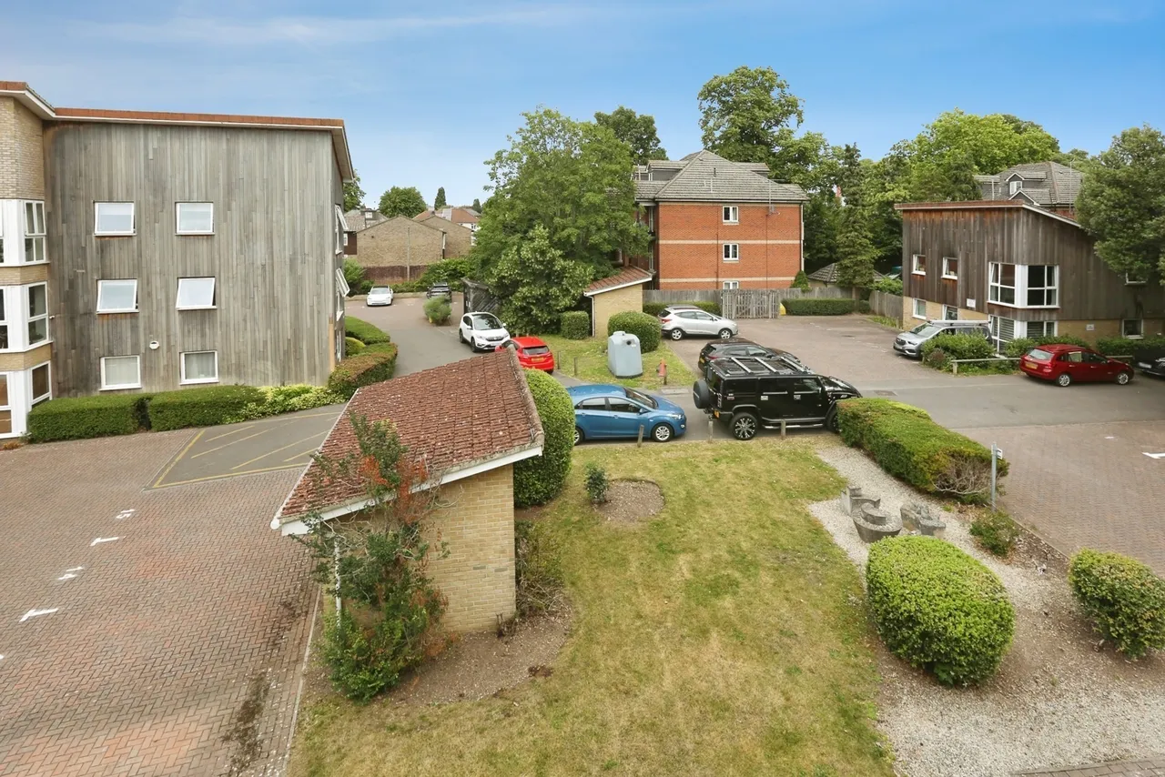 Regents Park Road, Southampton, SO15, photo 14