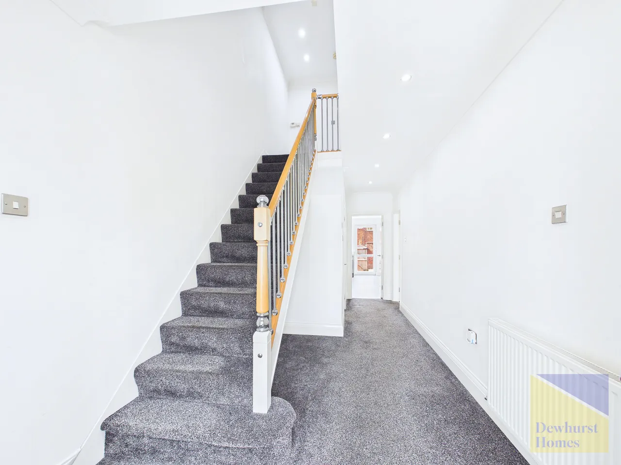 Acorn Close, Preston, Lancashire, PR1 6RB, photo 2