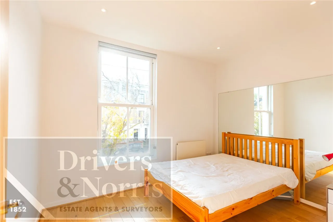 Shelburne Road, Islington, N7, photo 3