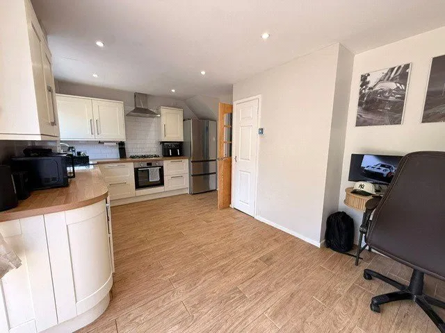 Stapleford Close, Romsey, Hampshire, SO51, photo 12