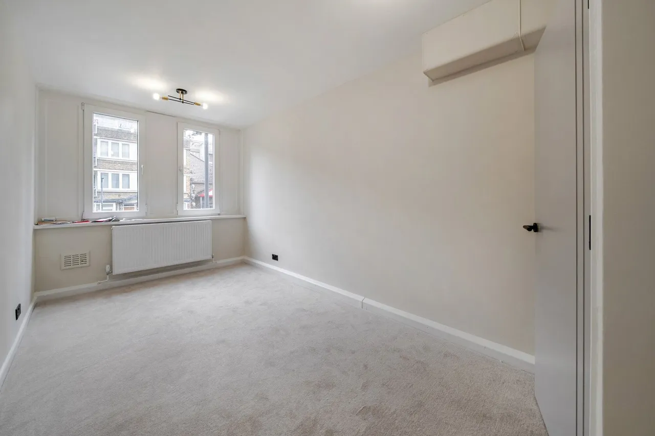 Cronin Street, SE15, photo 16
