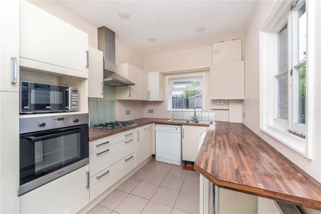 Sunnyside Road, Teddington, TW11 0RP, photo 6