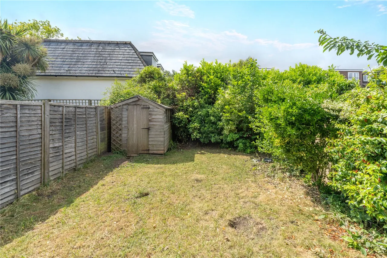 Sunnyside Road, Teddington, TW11 0RP, photo 12