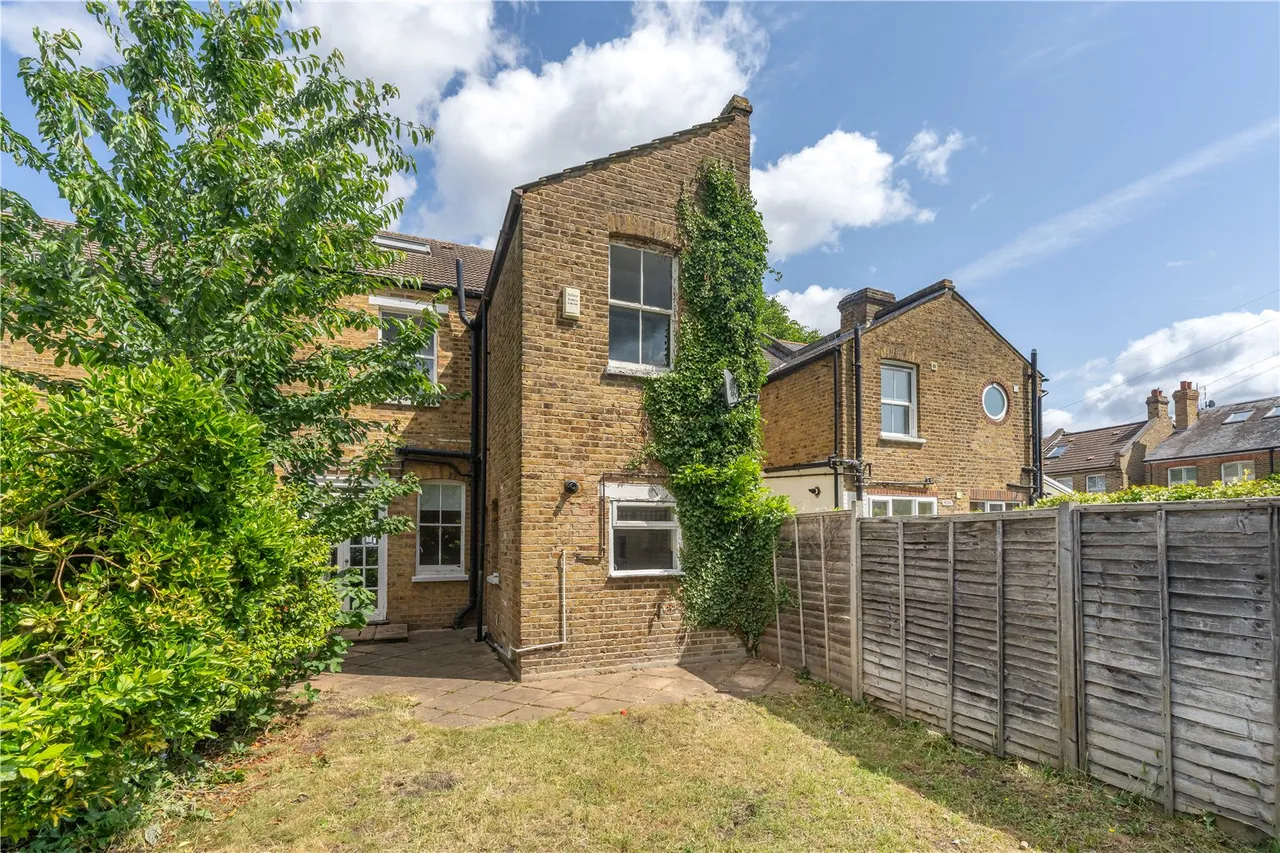 Sunnyside Road, Teddington, TW11 0RP, photo 13