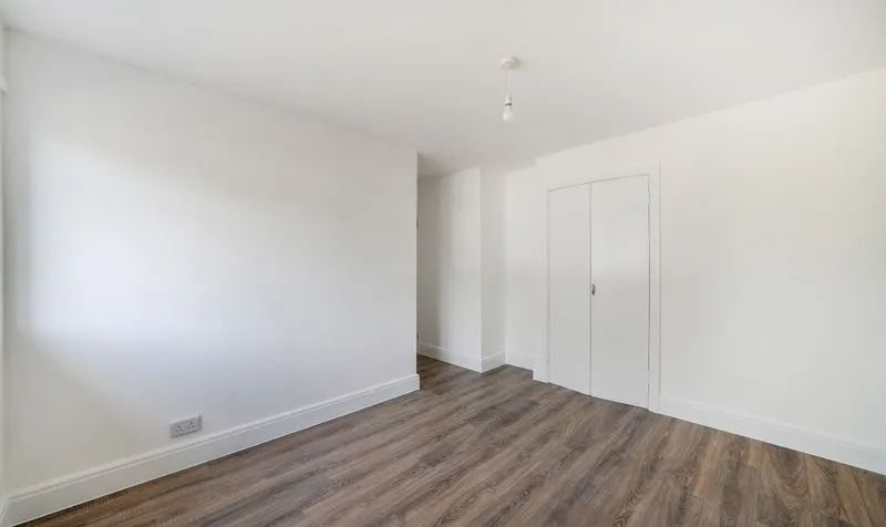 Harvester Road, Epsom, KT19, photo 16
