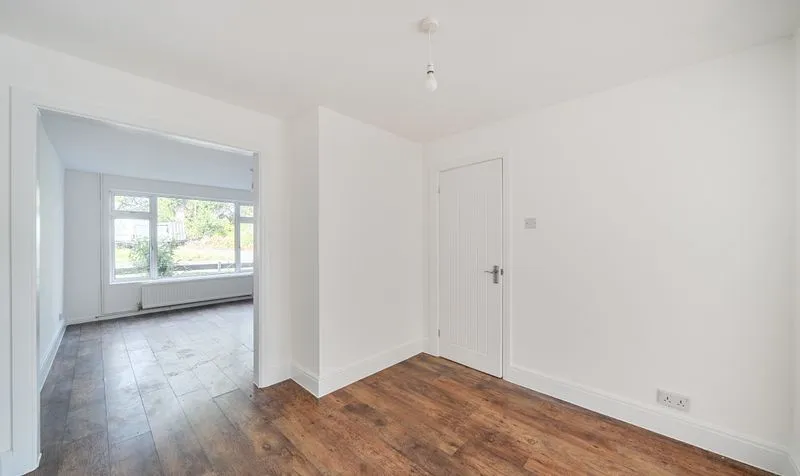 Harvester Road, Epsom, KT19, photo 9