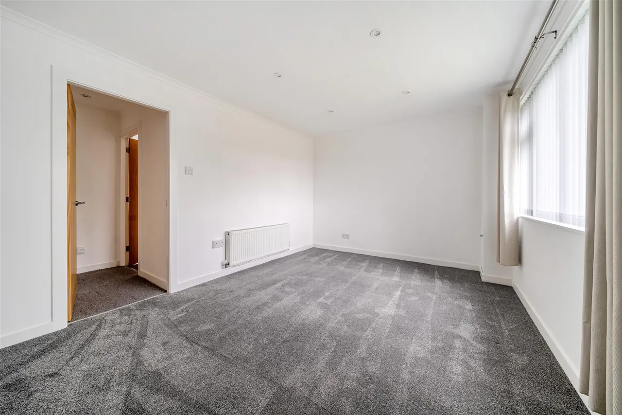 Downlands Road, Devizes, SN10, photo 5