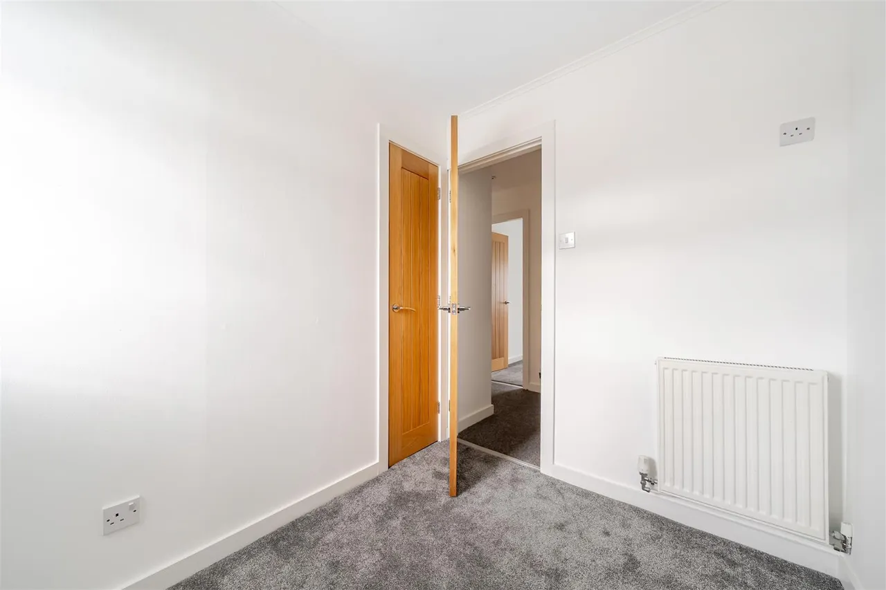 Downlands Road, Devizes, SN10, photo 9