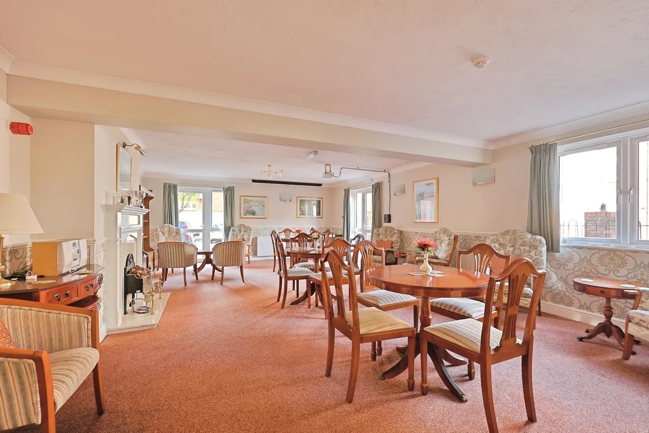 Recorder Road, NORWICH, Norfolk, NR1, photo 10