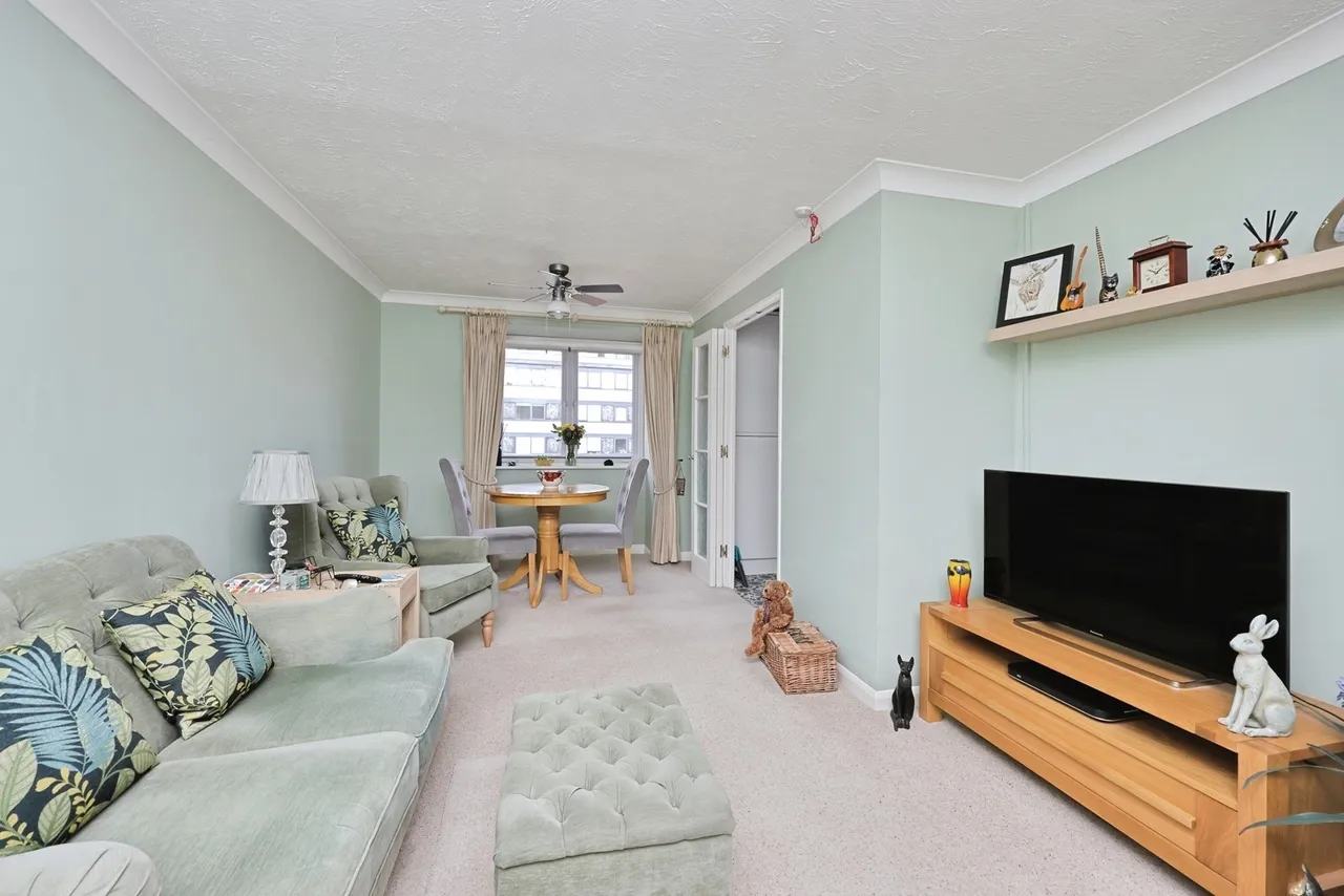 Recorder Road, NORWICH, Norfolk, NR1, photo 4
