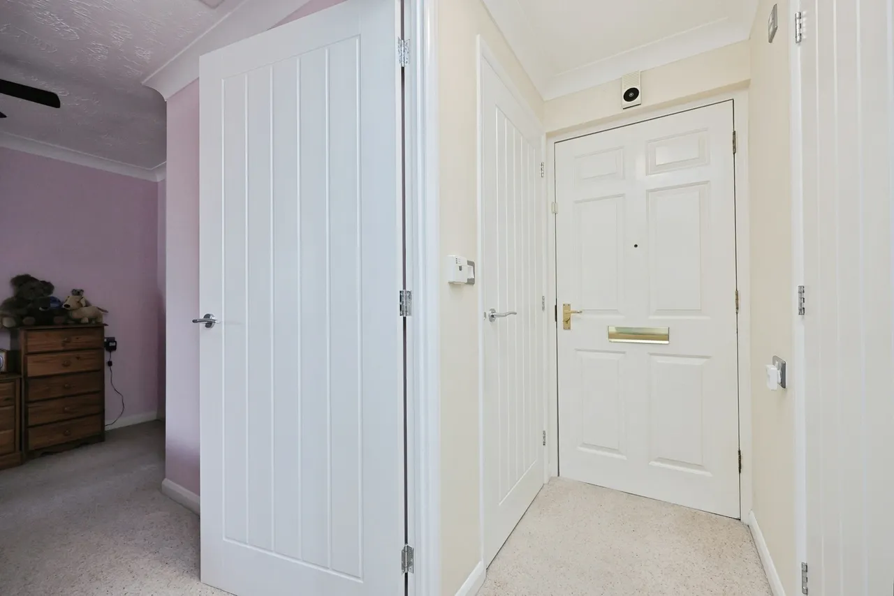 Recorder Road, NORWICH, Norfolk, NR1, photo 3