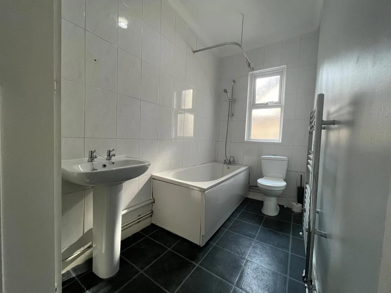 Newport Road, Cardiff, CF24, photo 9