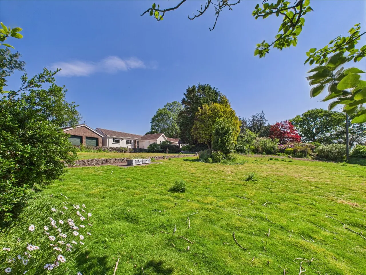 Barnstaple Cross, Crediton, EX17, photo 2
