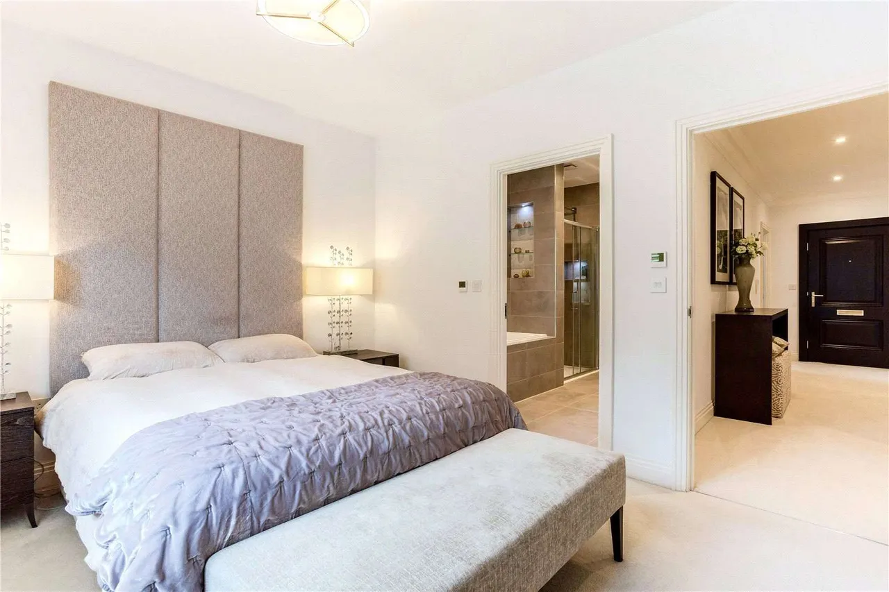 Seymour Drive, Ascot, Berkshire, SL5 8FX, photo 6