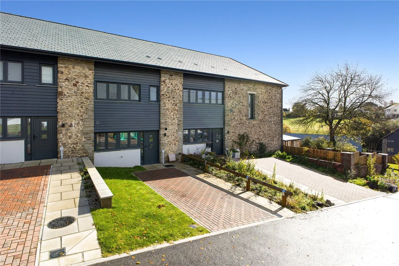3 bed house for sale, Old Tannery Drive, South Molton, EX36