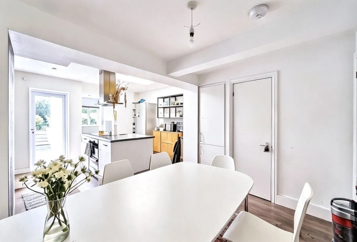 Maud Road, London, E13, photo 4