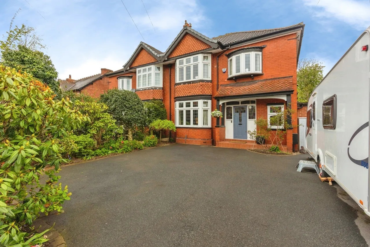 4 bed house for sale — Corbar Road, Mile End, Stockport, Cheshire, SK2