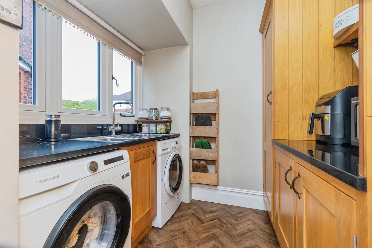 Corbar Road, Mile End, Stockport, Cheshire, SK2, photo 8
