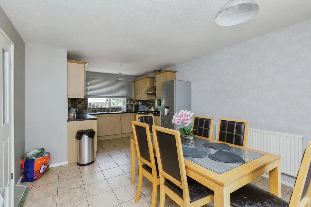 Pitchens Close, Leicester, LE4, photo 6