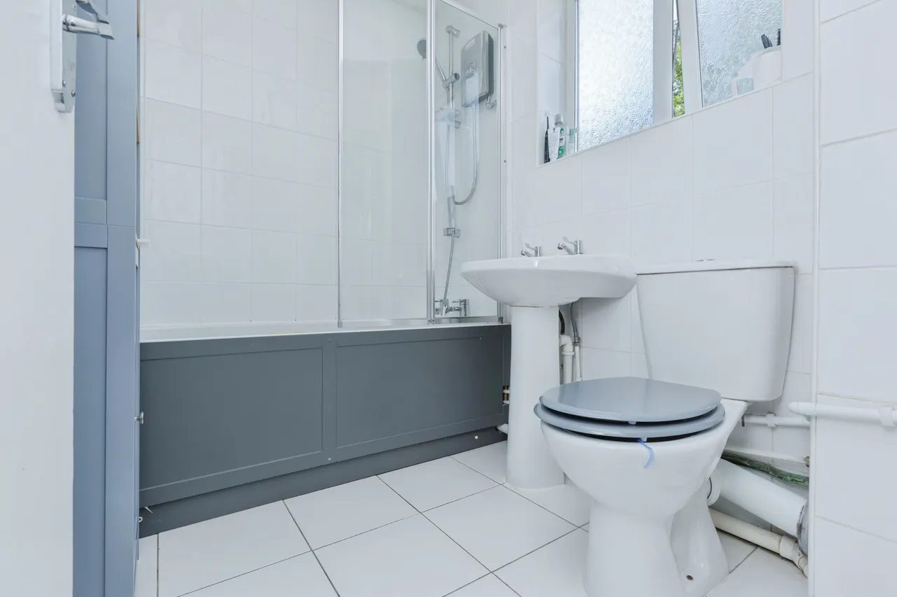 Pitchens Close, Leicester, LE4, photo 12