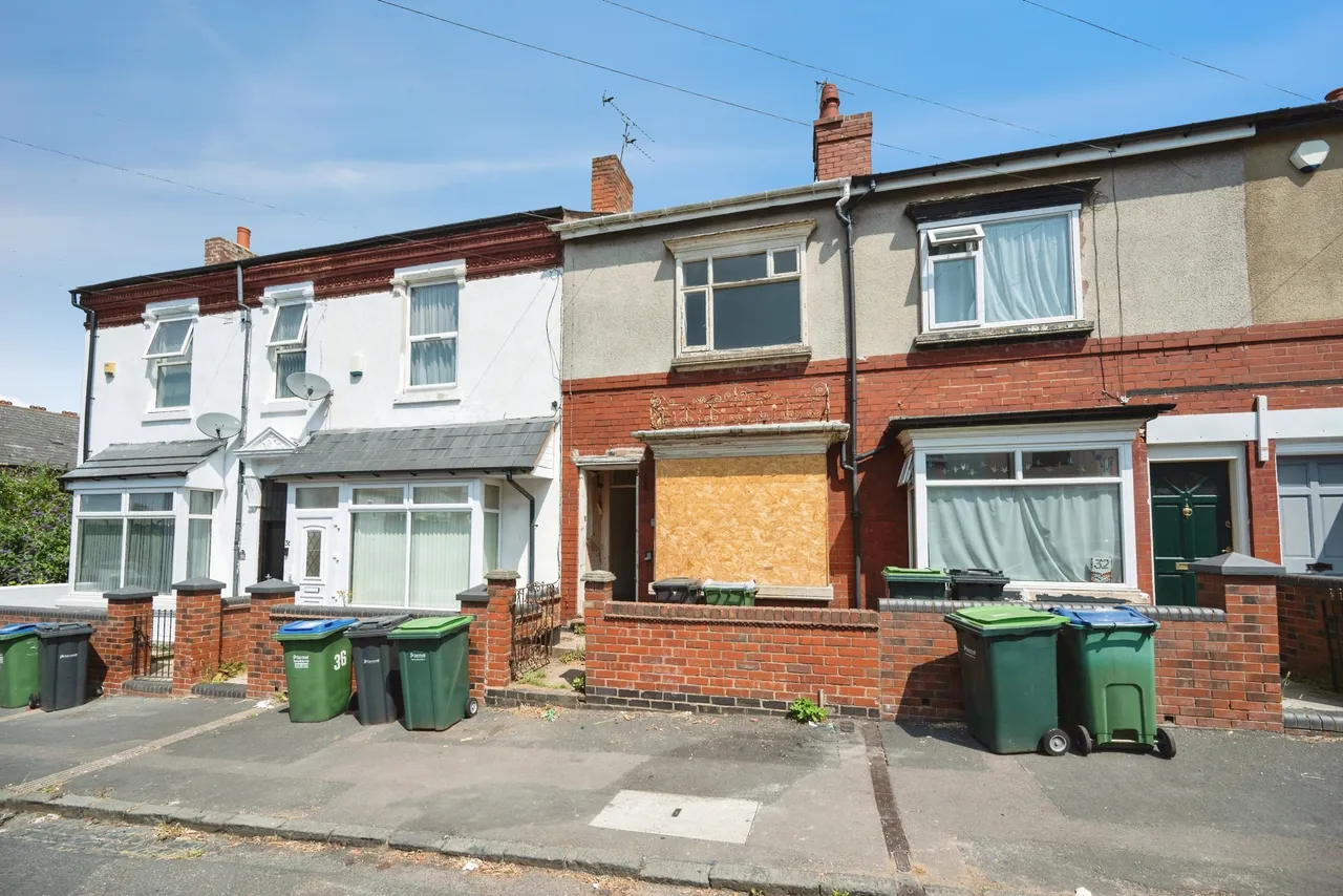 2 bed house for sale, Vince Street, Smethwick, B66