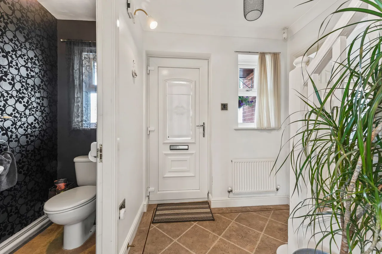 Pennington Close, Frodsham, photo 12