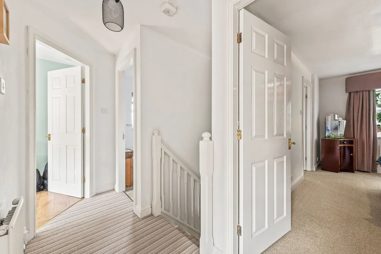 Pennington Close, Frodsham, photo 15