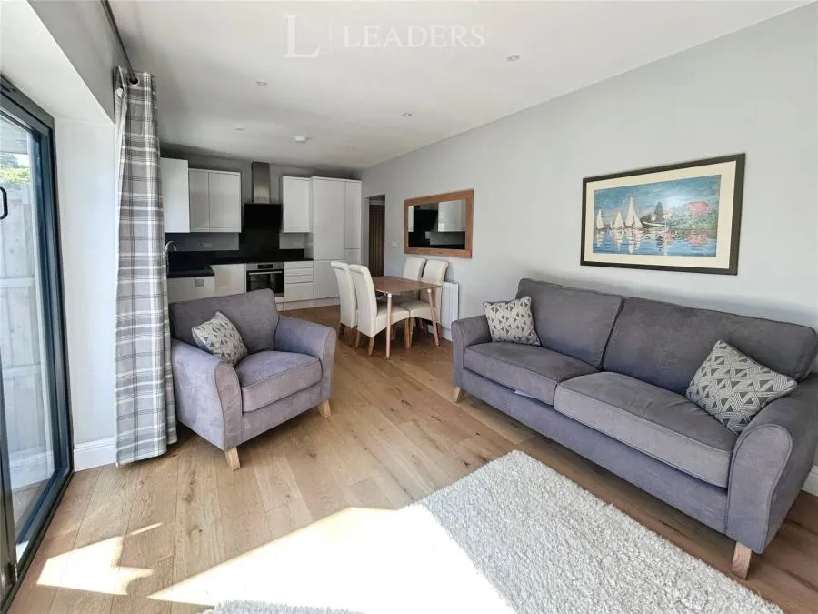 St. Annes Close, Emsworth, PO10, photo 3