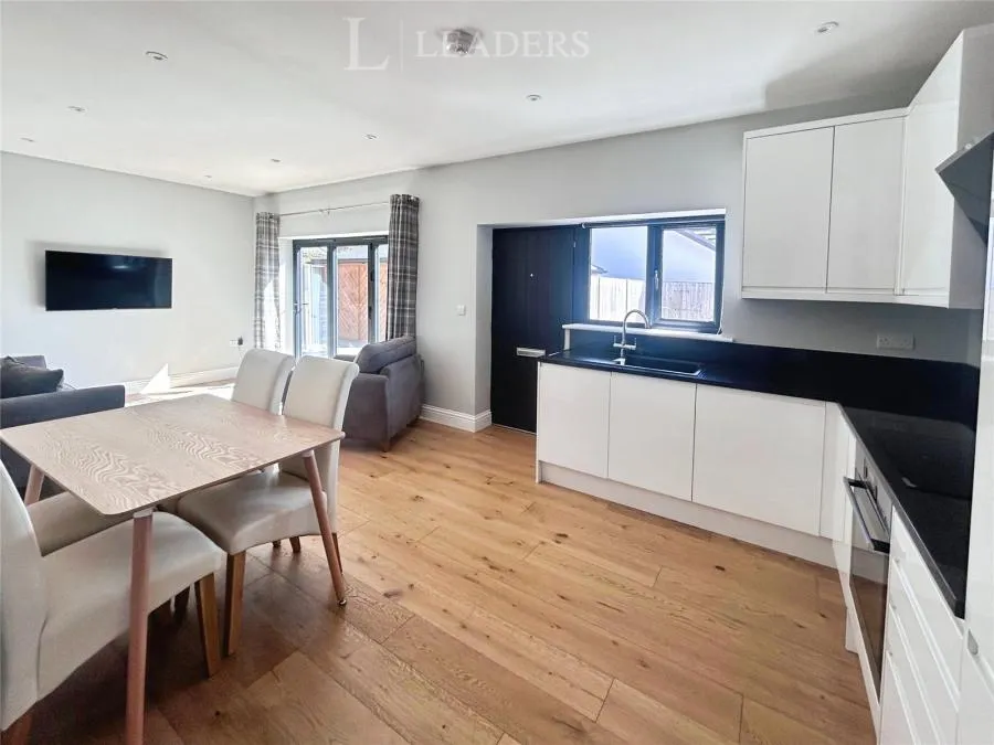 St. Annes Close, Emsworth, PO10, photo 15