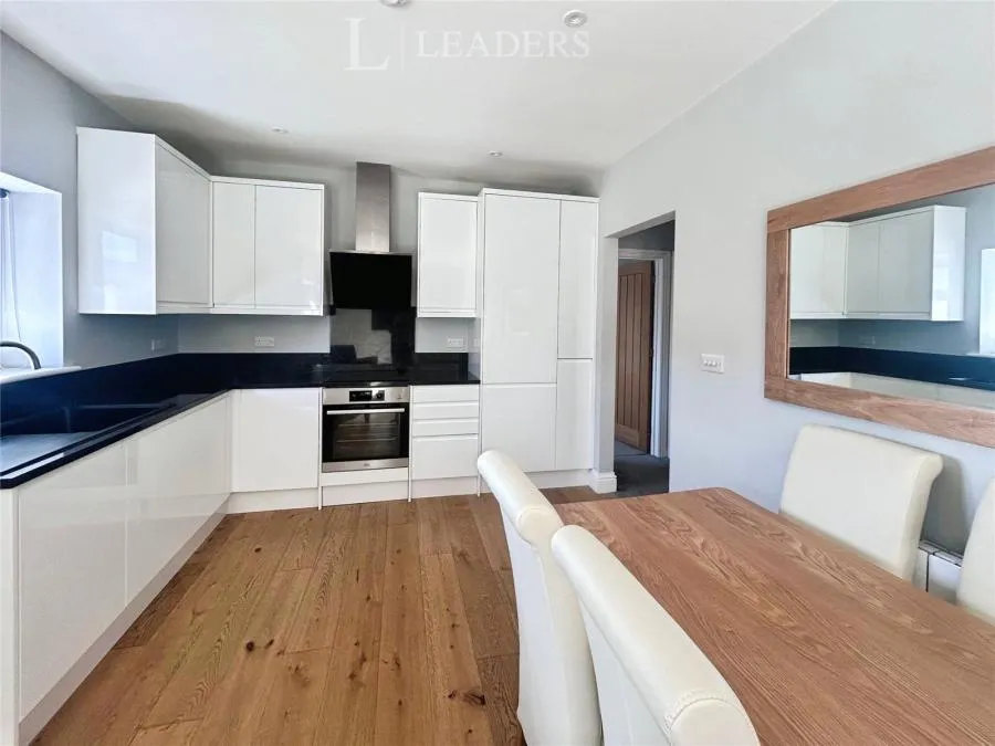 St. Annes Close, Emsworth, PO10, photo 2
