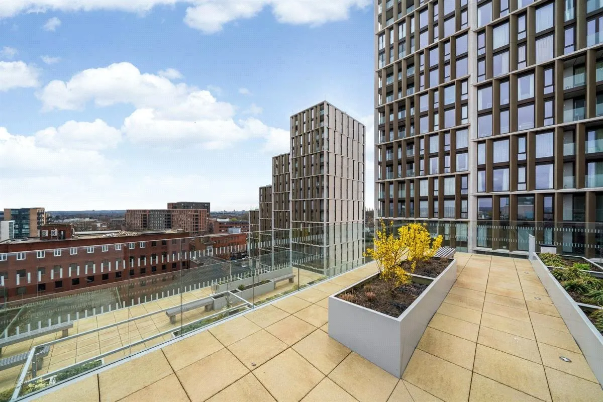 Perceval Square, London, HA1, photo 8