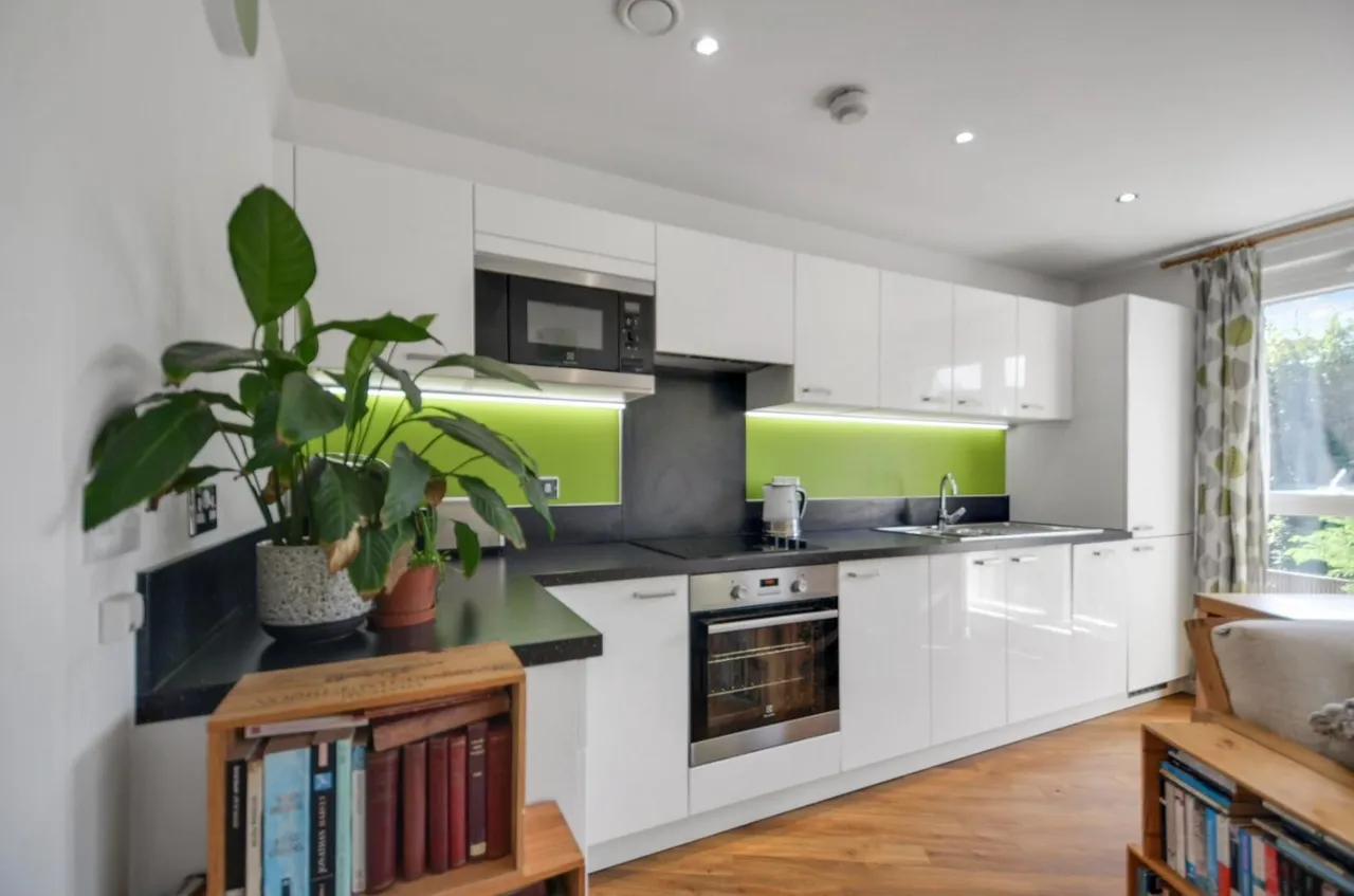 Adenmore Road, London, SE6, photo 6