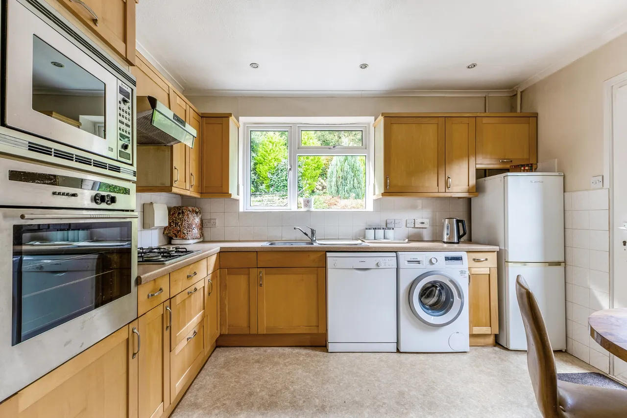 Virginia Water, Surrey, GU25 4RA, photo 6