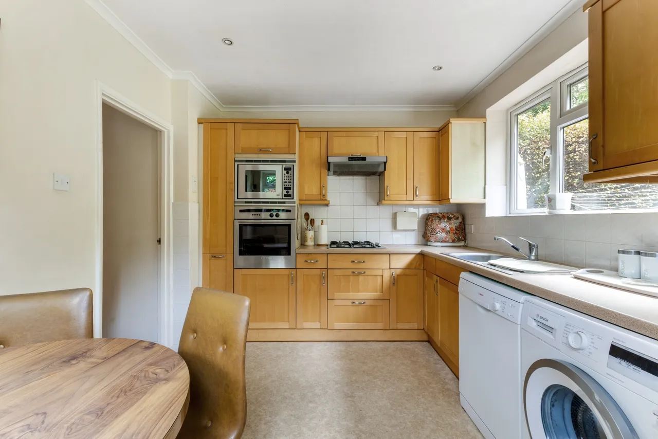 Virginia Water, Surrey, GU25 4RA, photo 8