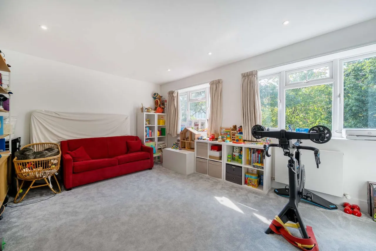 Phillimore Gardens Close, London, W8, photo 15