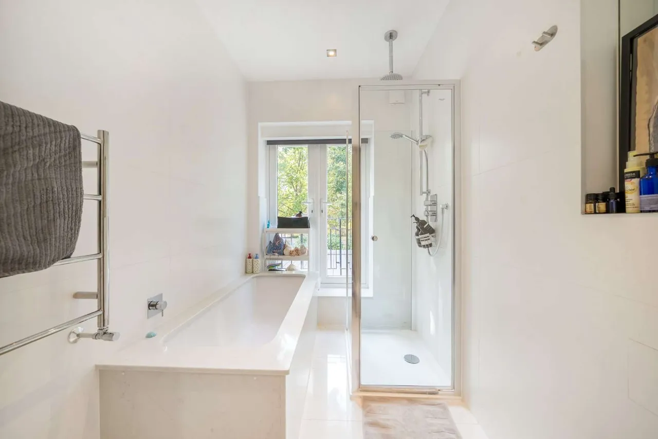Phillimore Gardens Close, London, W8, photo 12