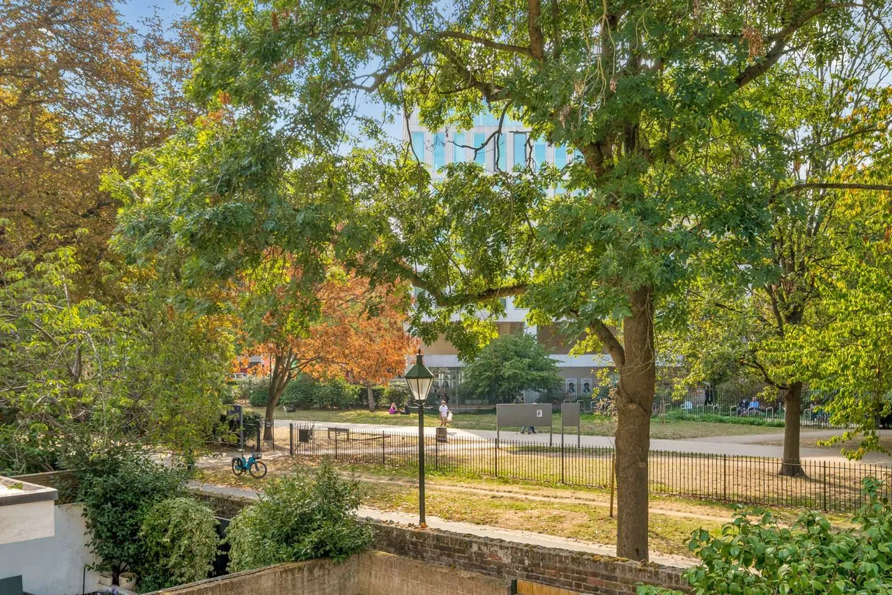 Phillimore Gardens Close, London, W8, photo 21
