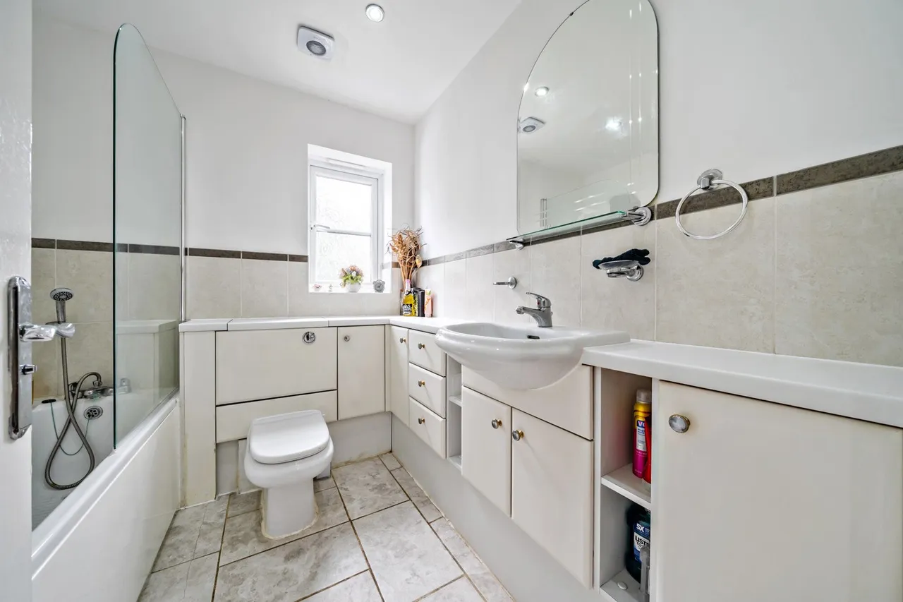 Pucknells Close, Kent, BR8, photo 15