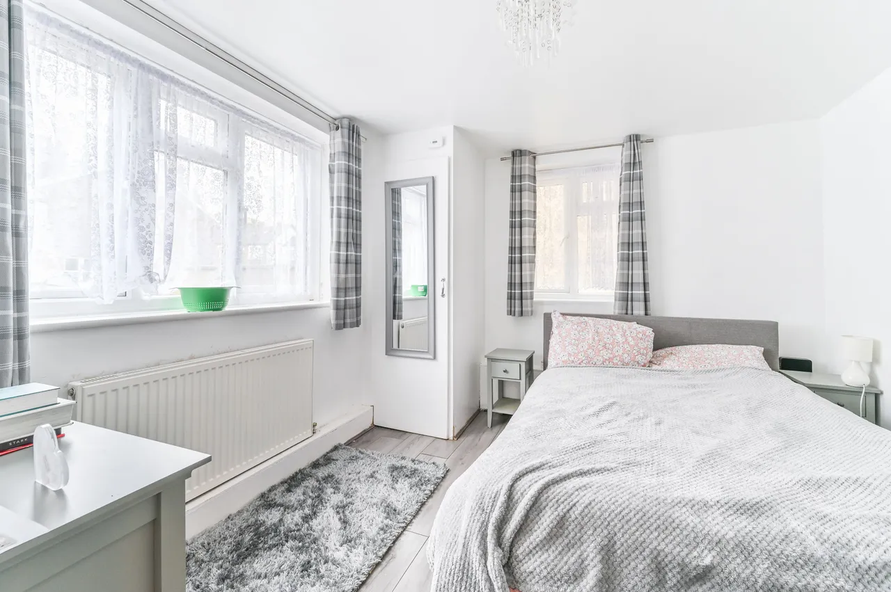 Flat 2, 31 Woodville Road, Thornton Heath, photo 5