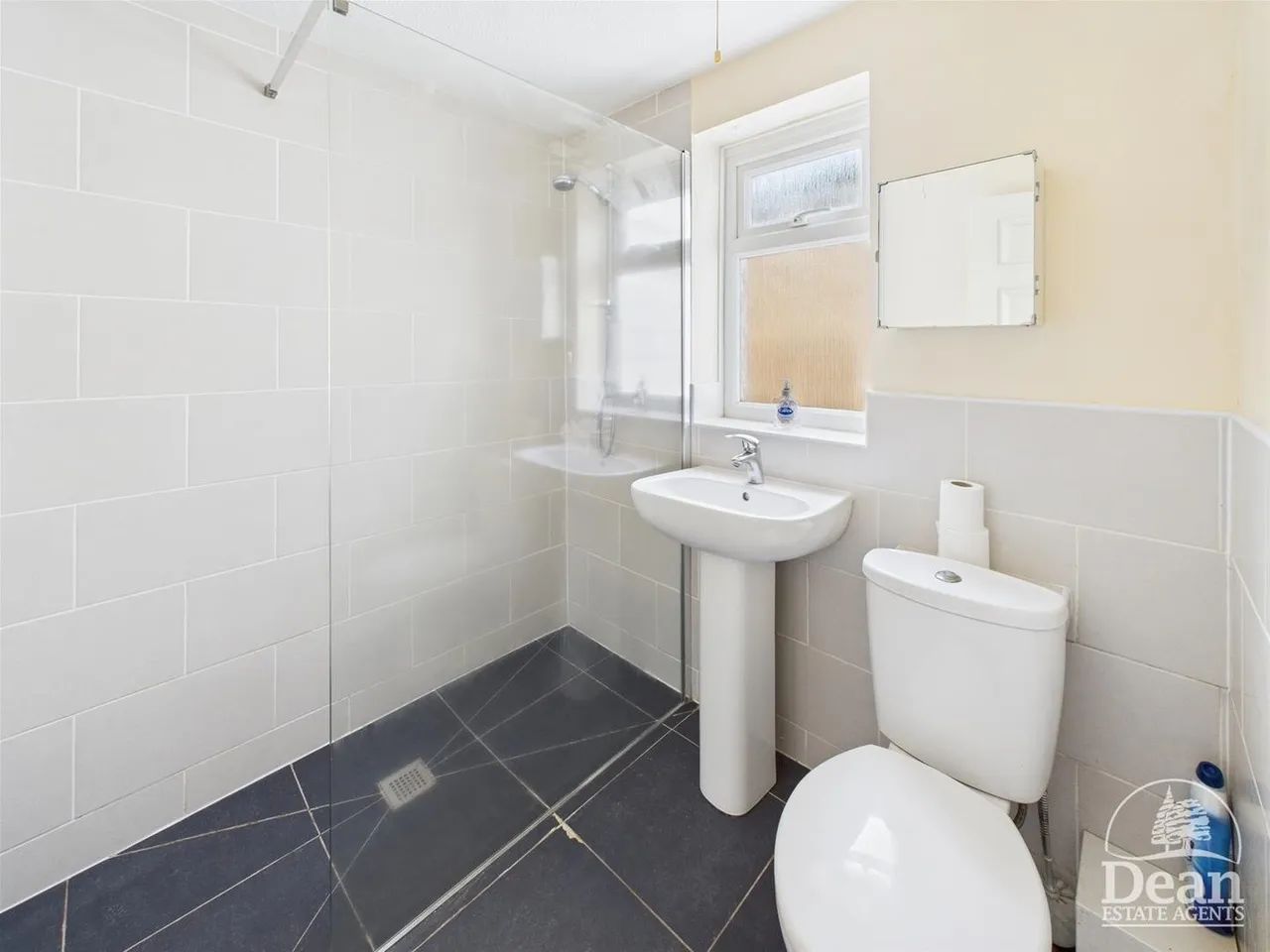 Lakeside Avenue, Lydney, photo 6