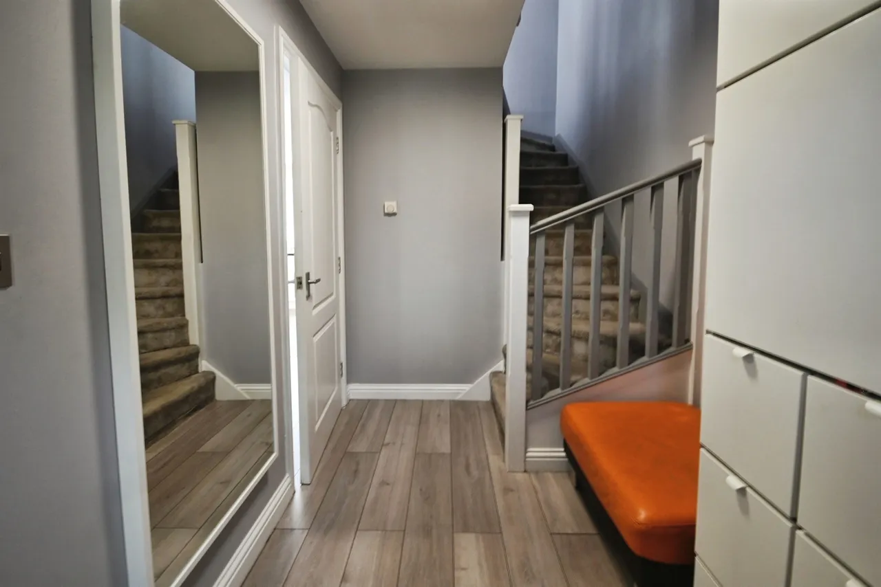 Merevale Drive, Eye, PE6, photo 14