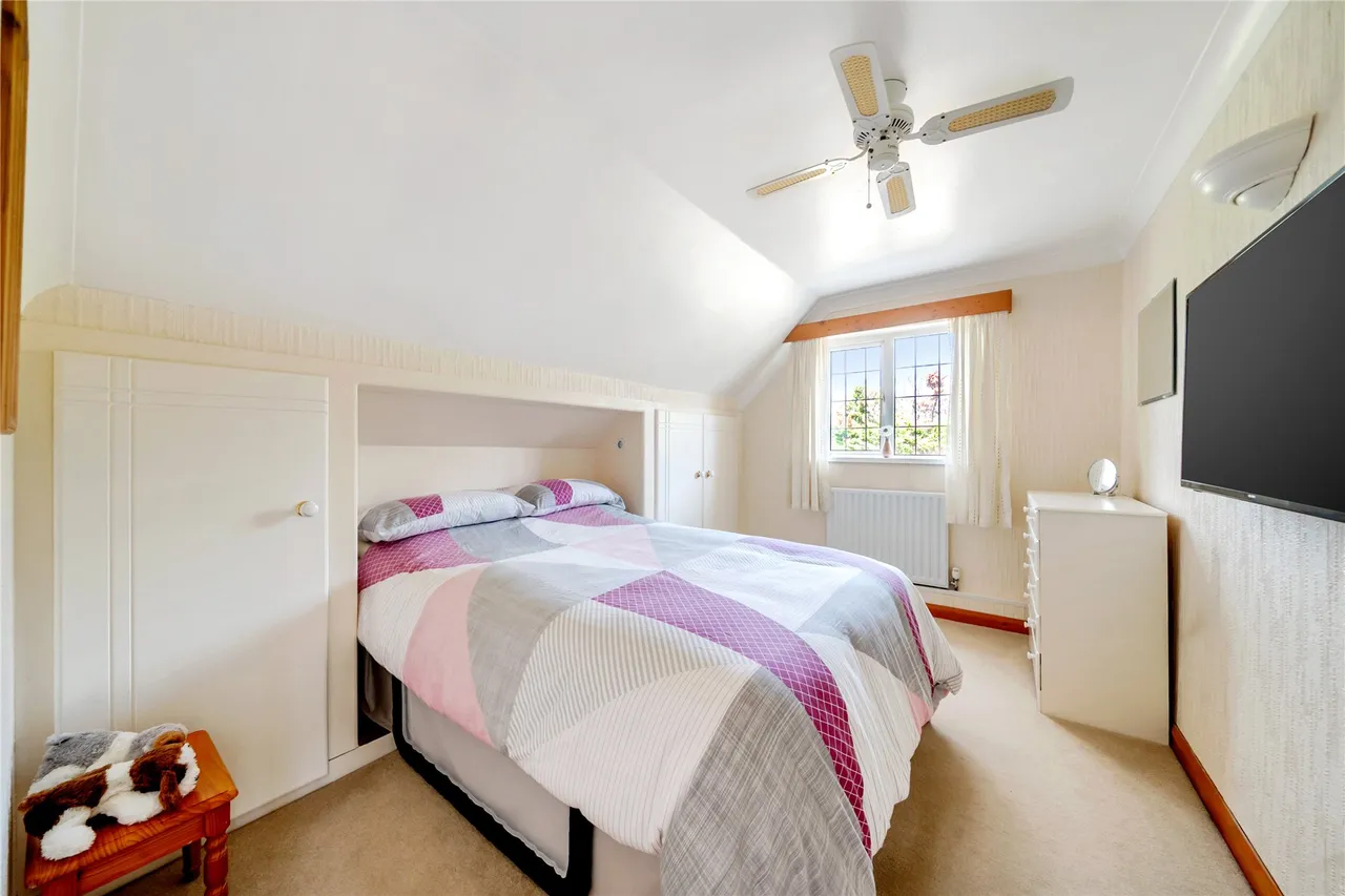 Send Marsh Road, Ripley, GU23, photo 13