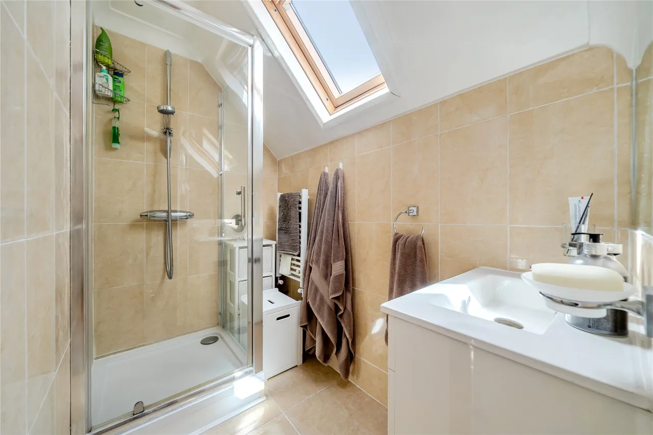 Send Marsh Road, Ripley, GU23, photo 10